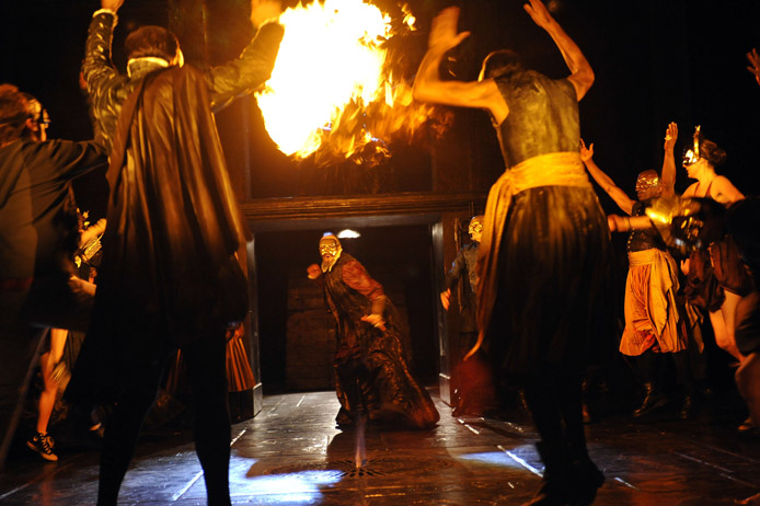 The Royal Shakespeare Company: Romeo and Juliet - July 6 — August 14, 2011 <br> Photo by Stephanie Berger